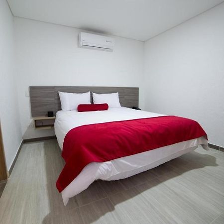 Hotel Med 70 Medellín Zewnętrze zdjęcie