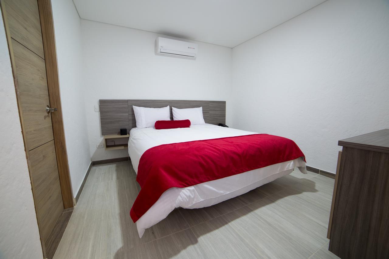 Hotel Med 70 Medellín Zewnętrze zdjęcie
